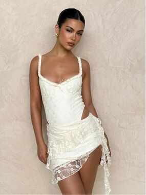 Deja Bodysuit